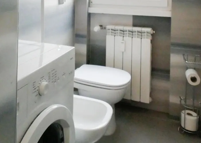 I-host - San Genesio 아파트 밀라노